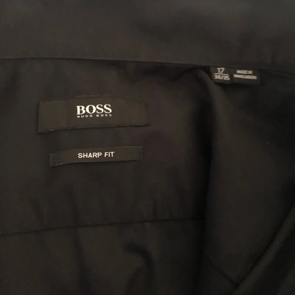 Hugo Boss long sleeve button down shirt black size 17 34/35 - Picture 2 of 3